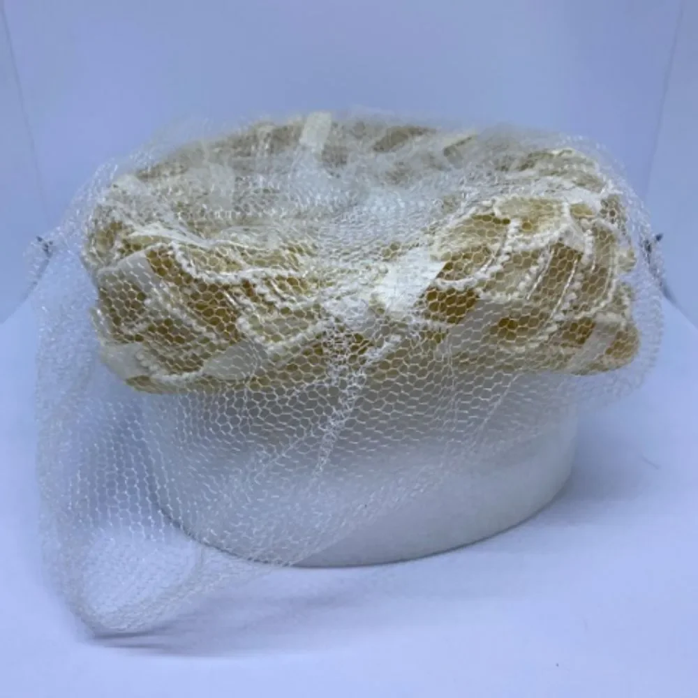 Vintage Cream & White Hat with Mesh - Picture 6 of 10